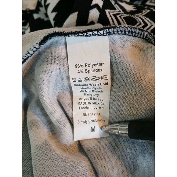 LuLaRoe Black White Geometric Print- Fit Flare- Amelia Dress Womens Medium New - Picture 13 of 16